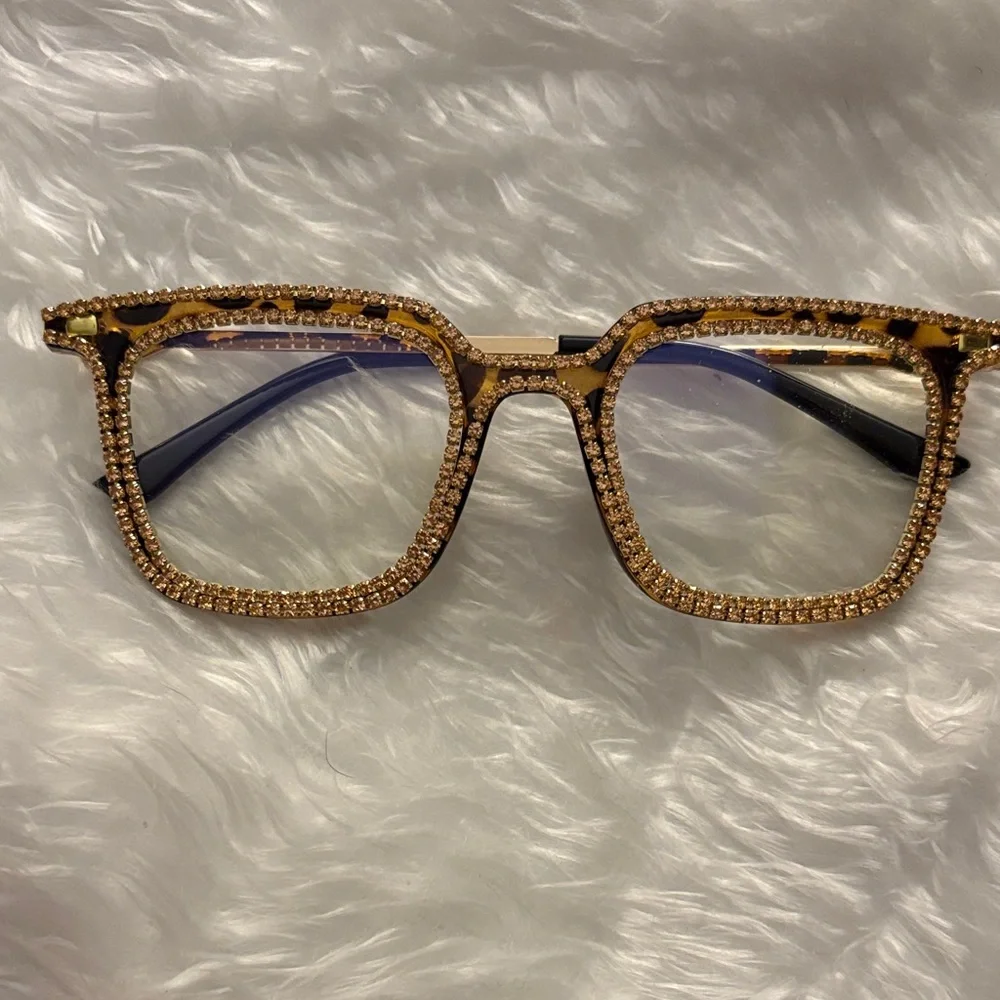 Stylish Tortoiseshell Rhinestone Glasses